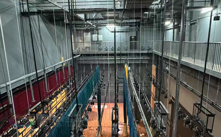 戴南文化藝術(shù)中心舞臺機(jī)械 舞臺吊桿 舞臺阻燃幕布項(xiàng)目 助力本地文化演出升級，為觀眾帶來更優(yōu)質(zhì)的視聽體驗(yàn)！